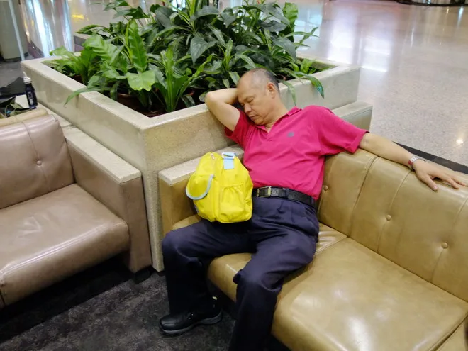 不過,辛苦了老爸!在機場陪我快三個小時了
