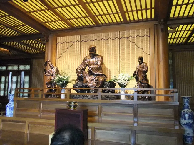來到靈隱寺,一定要來找濟公活佛報到一下