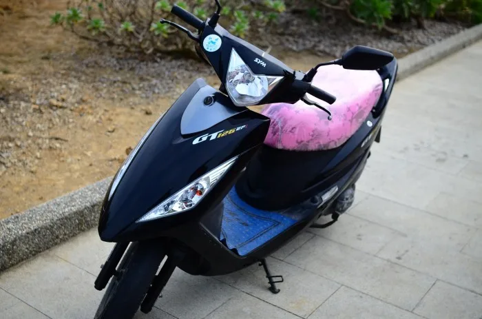 這是我們到小琉球的交通工具SYM GT125