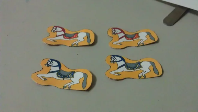 7.再來製作4個小木馬