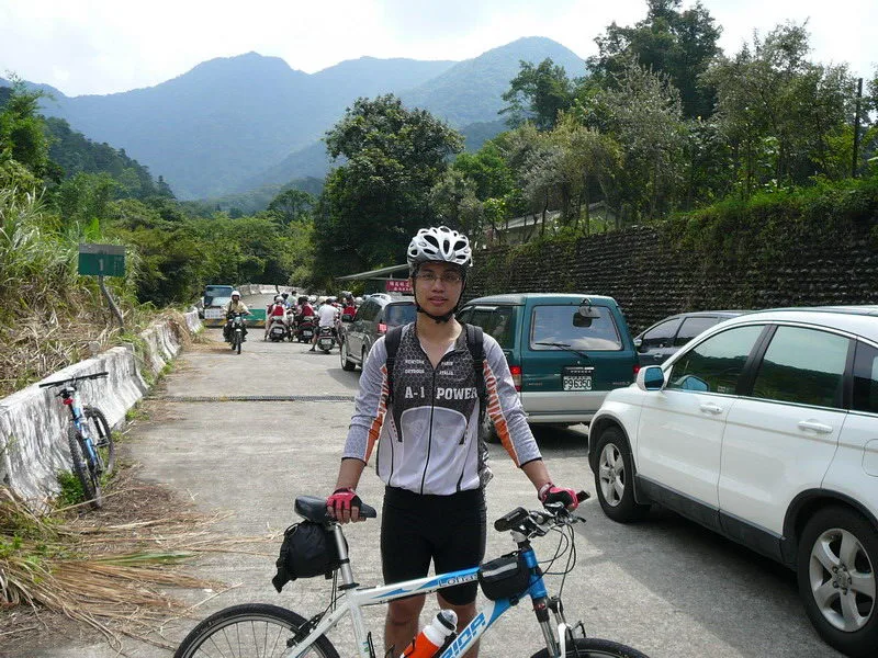 今天天氣超好,人也很多、車更多!單車客也非常多!!!