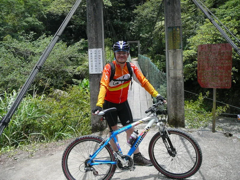 11:52 On Road的路段結束了!這是桶後林道的終點,13KM處~