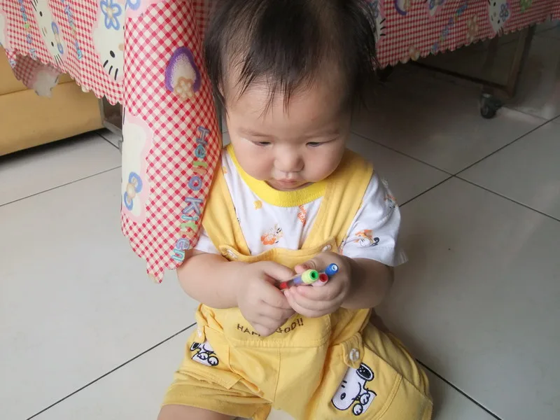 隨手拿了彩色筆