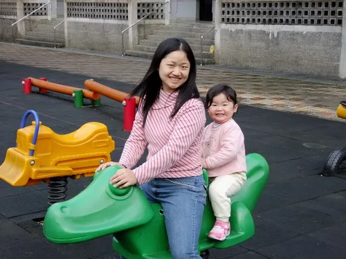 真真愛上溜滑梯