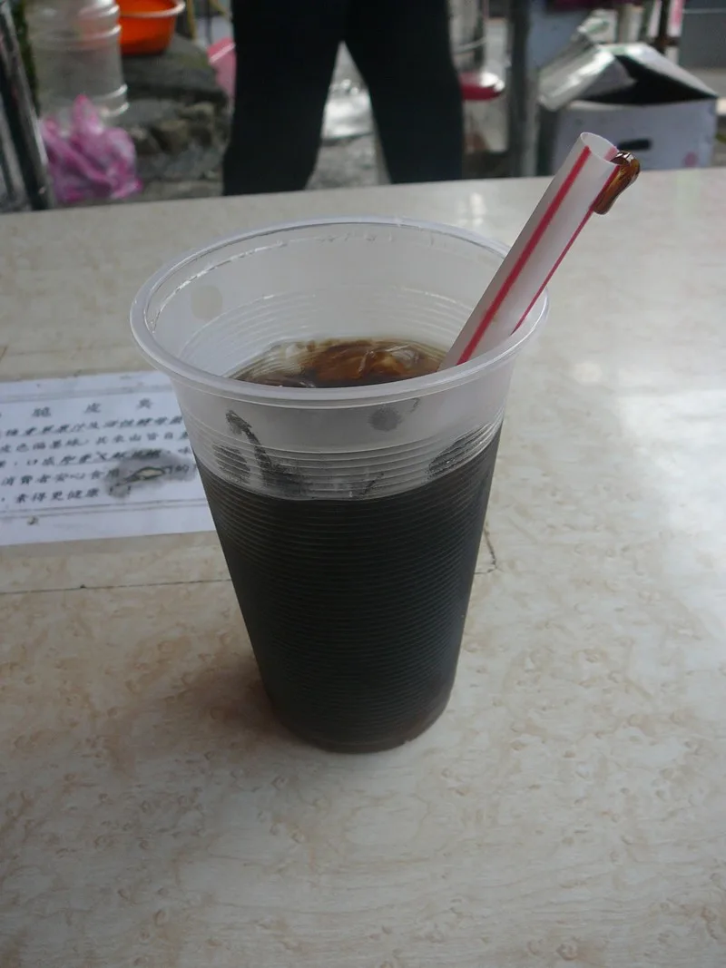 趕快補給，結果只剩仙草冰了一杯要價30元