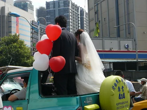 主題：板橋市吉普車聯合婚禮日期：2009/06/28地點：板橋市介壽公園、435藝文中心