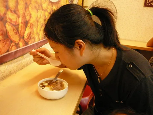 2.老婆已經等不及要吃了